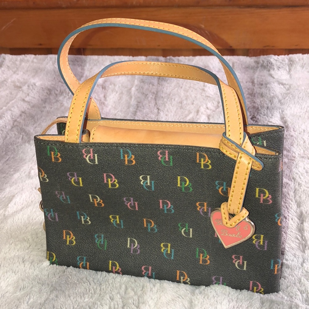 Dooney & Bourke small handbag